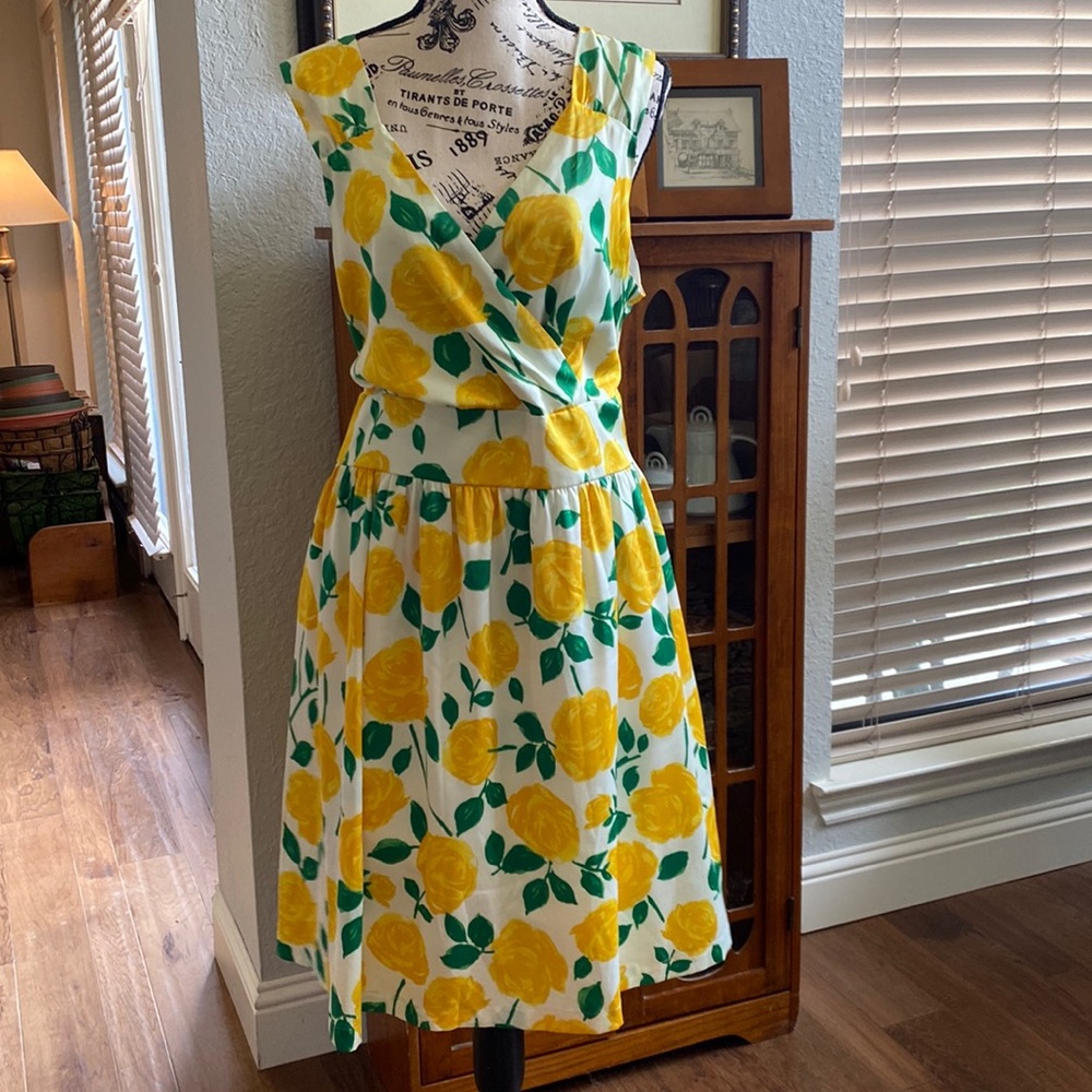 NWT Notations Lemon 🍋 Summer Mini Dress
